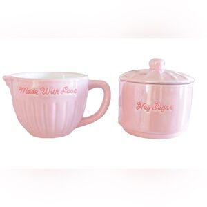 BULLSEYE PLAYGROUND NWT valentines cream & sugar set -pink ‘made w/ love’